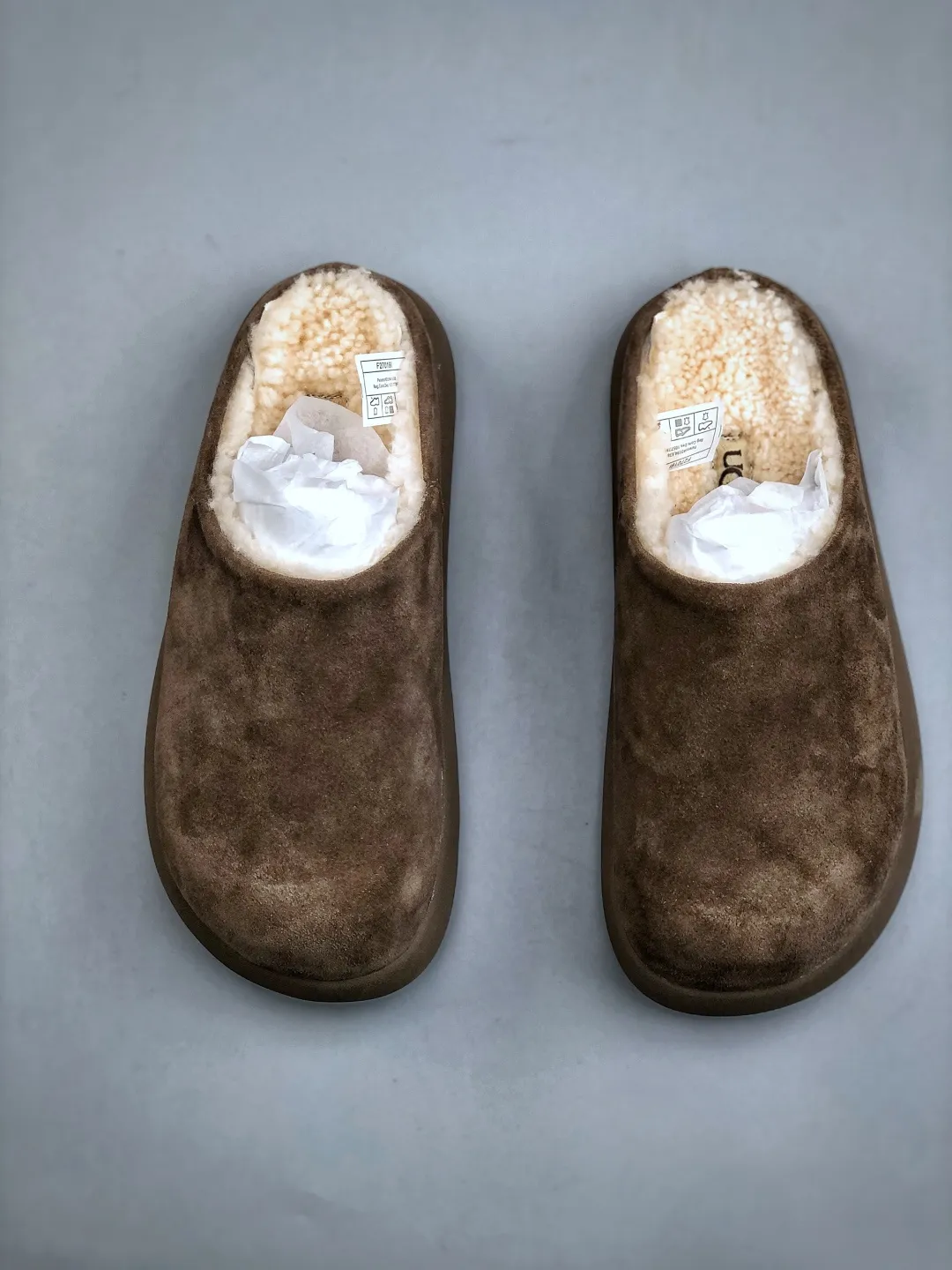 Local self-pickup 💰480 supports store release, the latest official revision and new style! The platform is exclusively for foreign trade UGG Tasman GTX winter neutral small potato snow shoes 1172790 Produced by the ten-year-old brand shoemaking OEM production line. Pay attention to every detail. Longfeng A-grade genuine sheep fur is integrated. Completely built in accordance with the ZP process. Size: 35-40